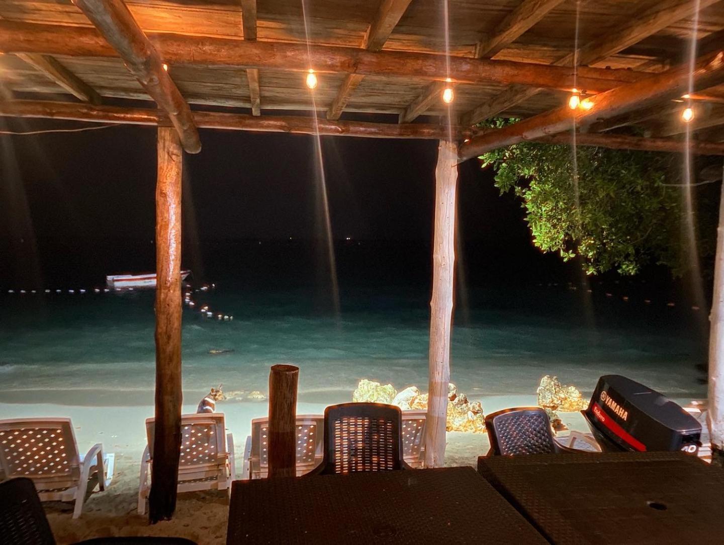 Posada Shekinah Playa Blanca Bagian luar foto