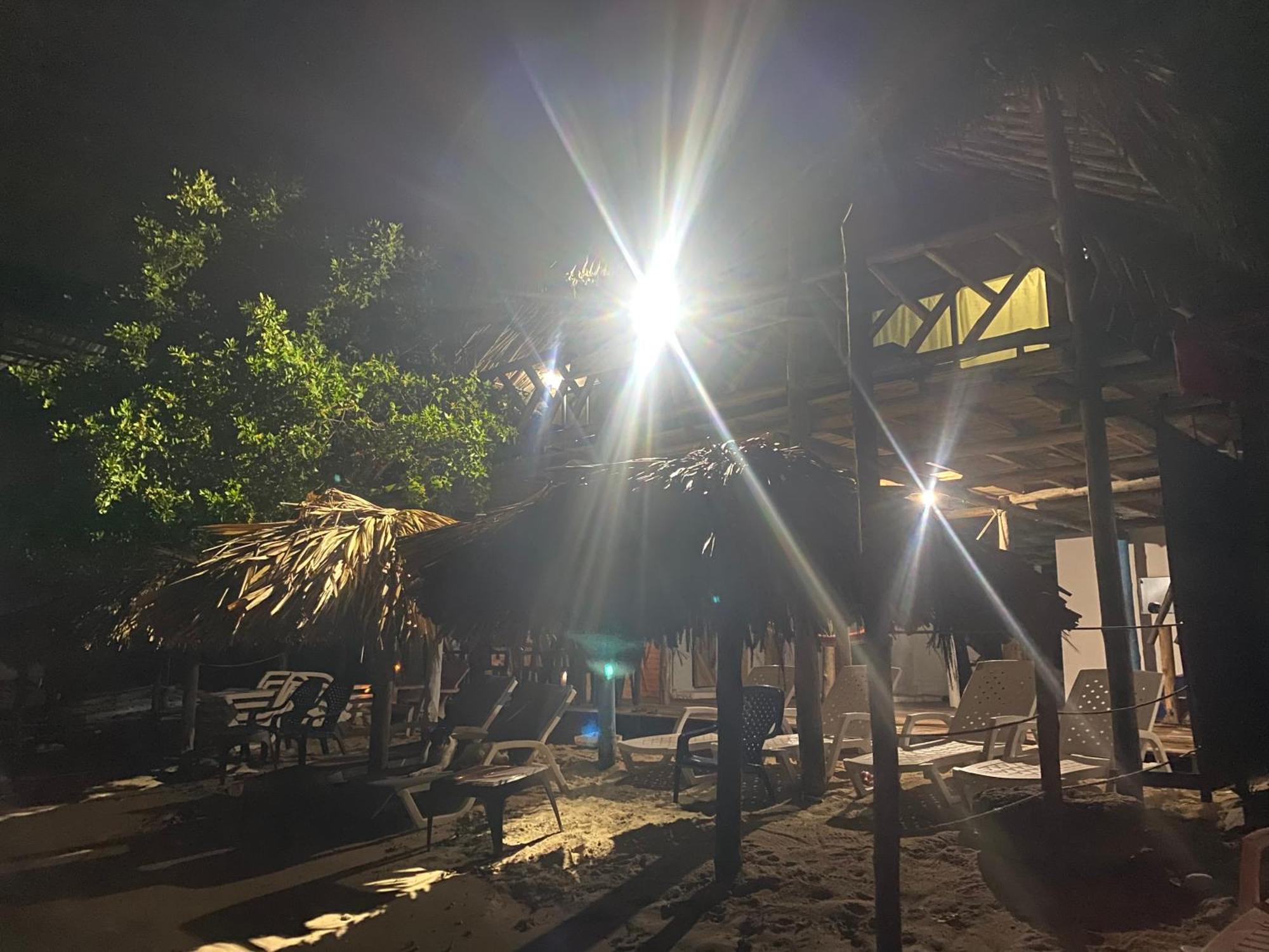 Posada Shekinah Playa Blanca Bagian luar foto