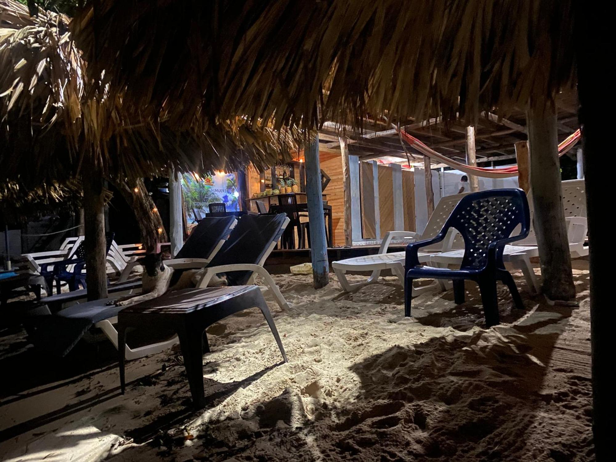 Posada Shekinah Playa Blanca Bagian luar foto