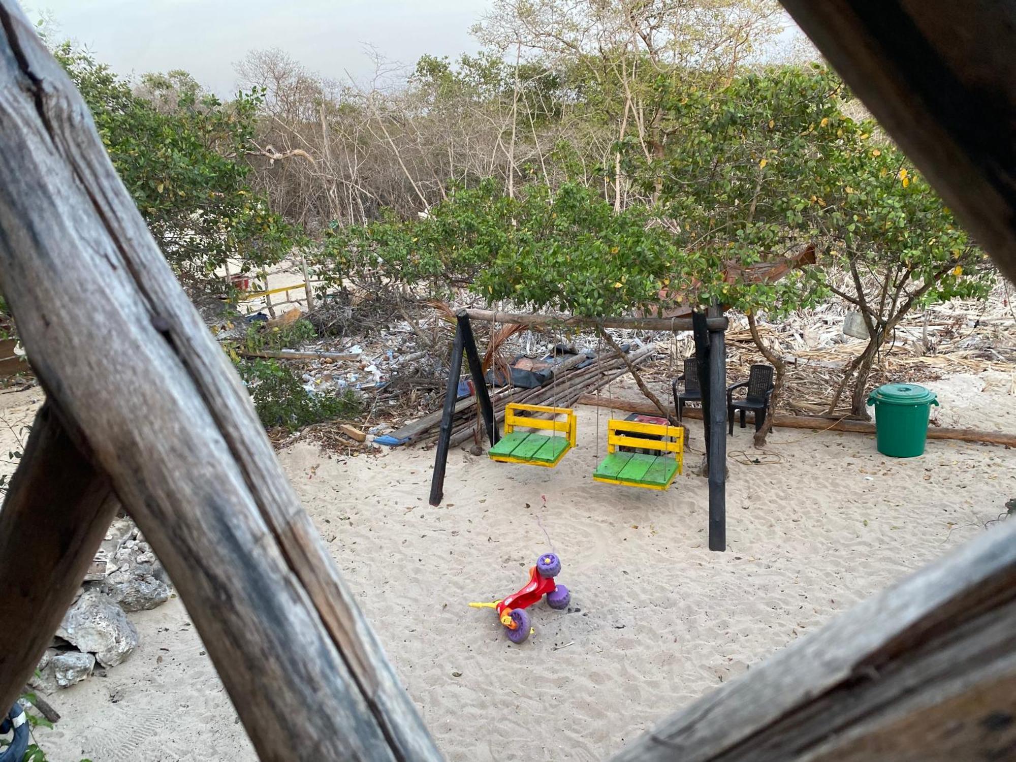 Posada Shekinah Playa Blanca Bagian luar foto