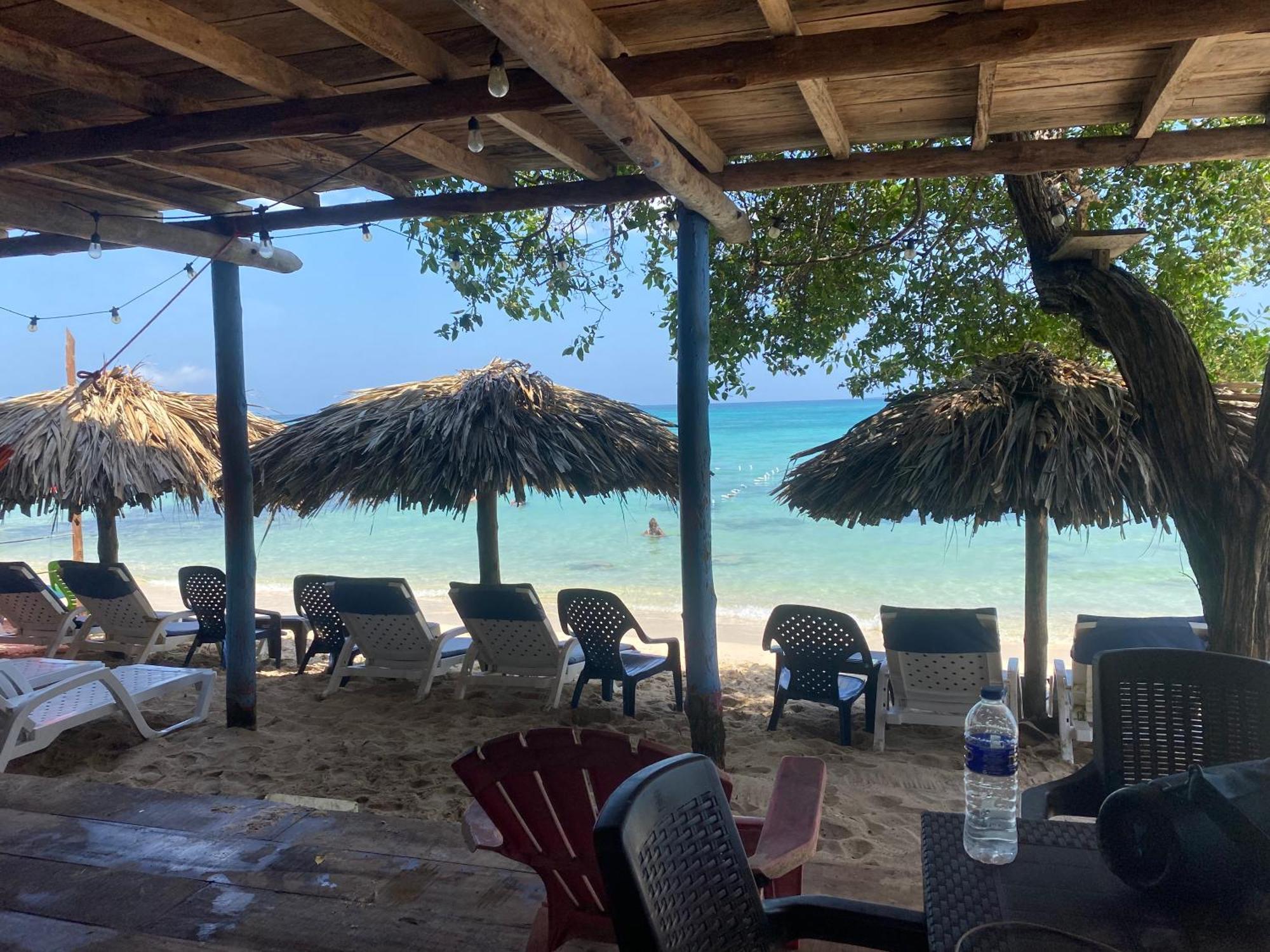 Posada Shekinah Playa Blanca Bagian luar foto
