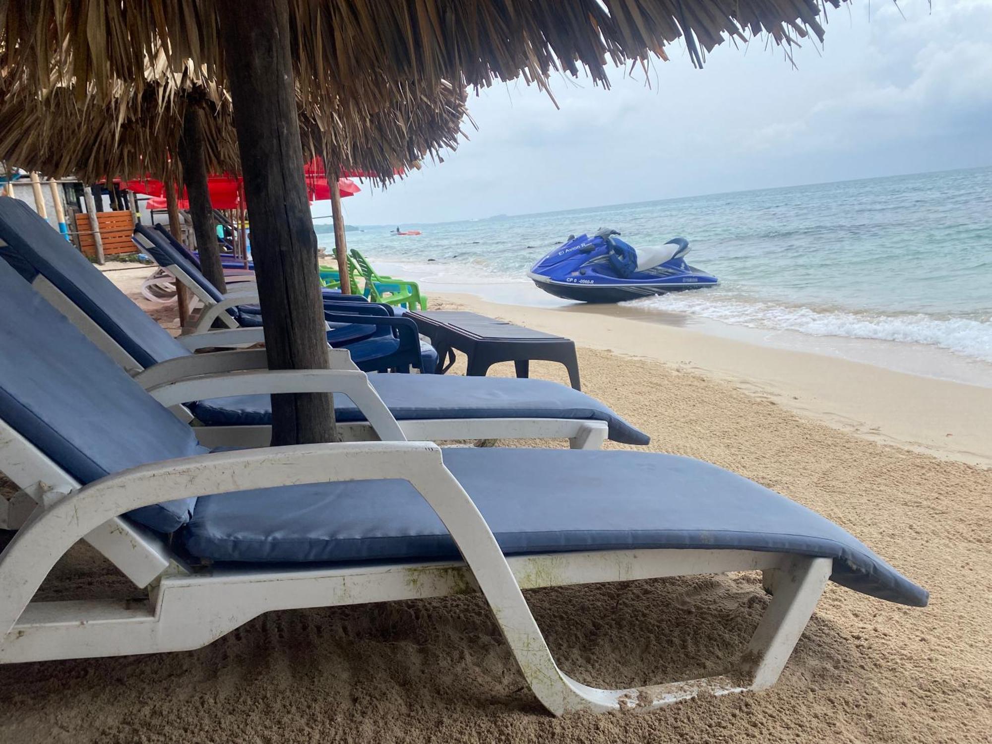 Posada Shekinah Playa Blanca Bagian luar foto