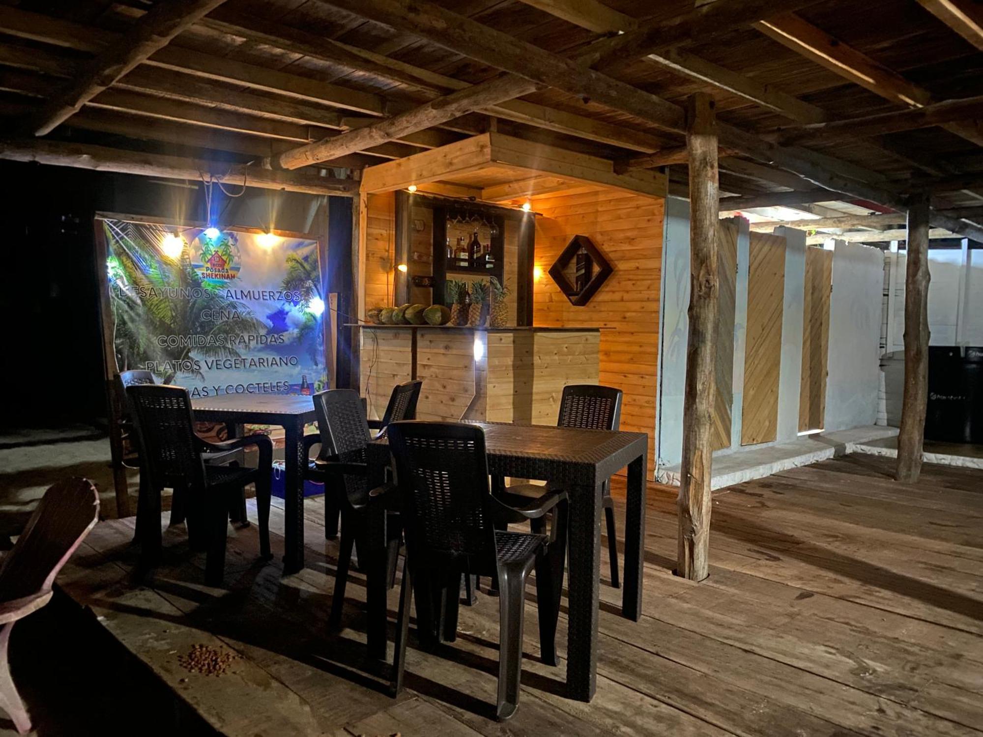 Posada Shekinah Playa Blanca Bagian luar foto