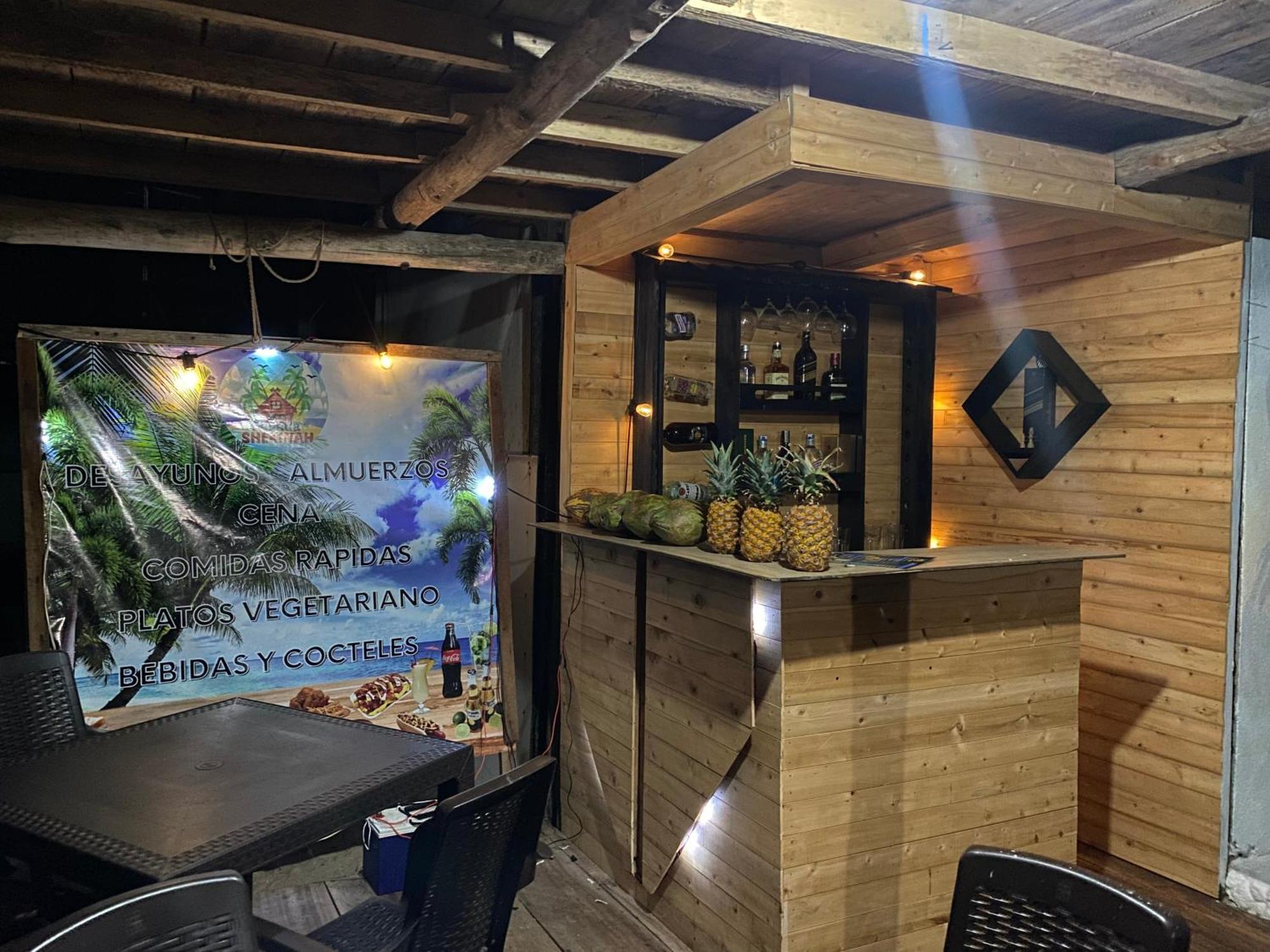 Posada Shekinah Playa Blanca Bagian luar foto