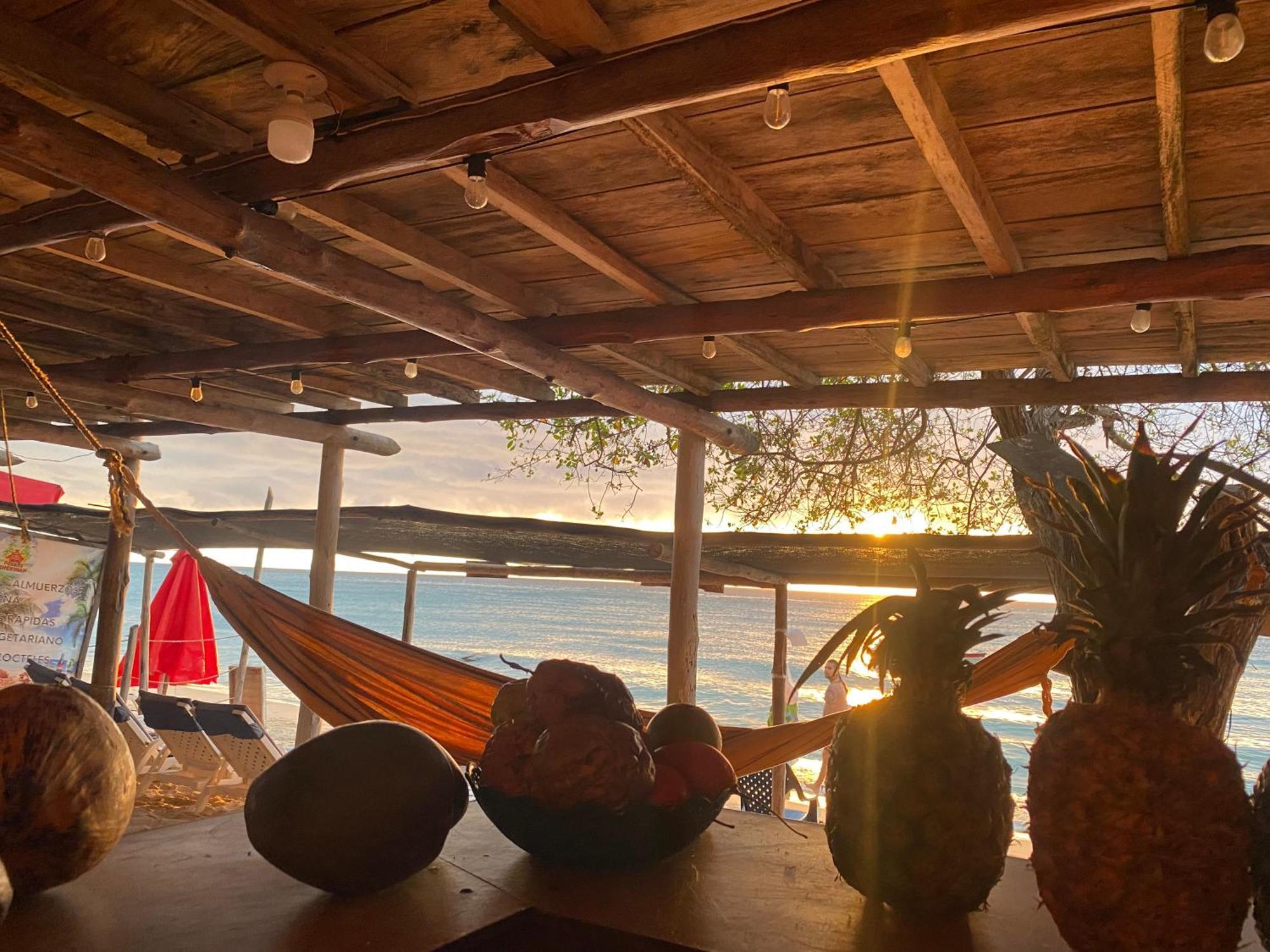 Posada Shekinah Playa Blanca Bagian luar foto