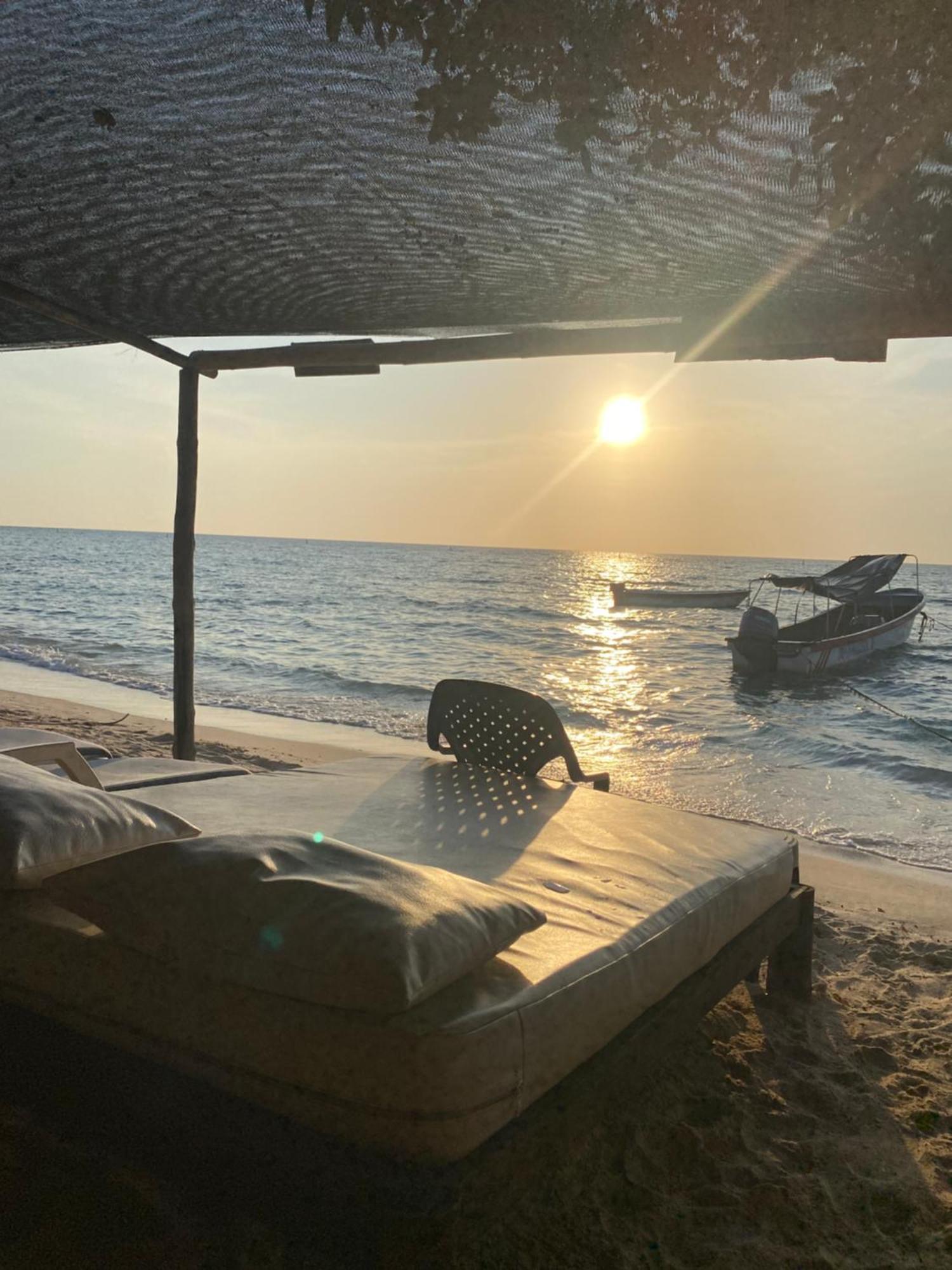 Posada Shekinah Playa Blanca Bagian luar foto