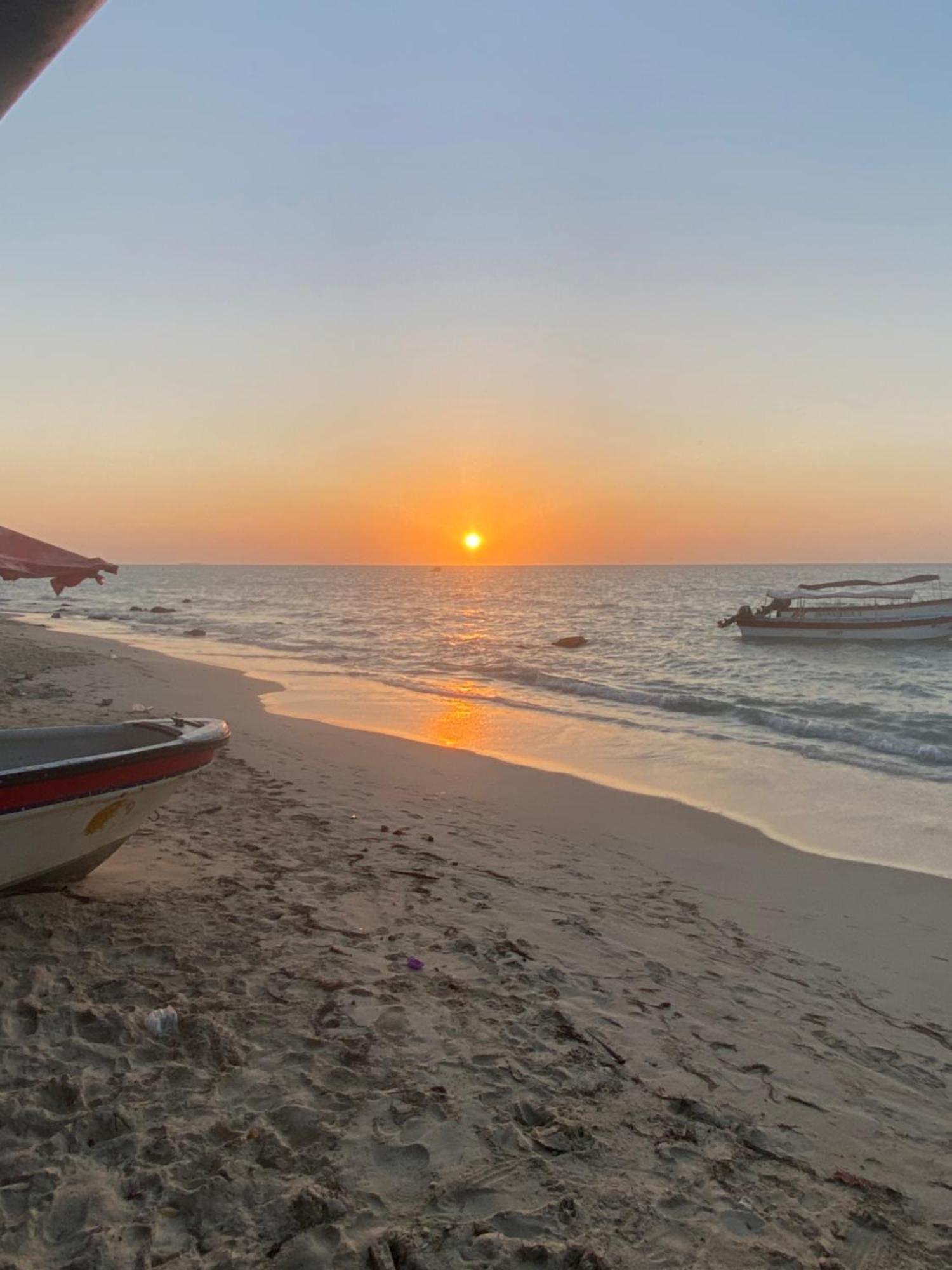 Posada Shekinah Playa Blanca Bagian luar foto